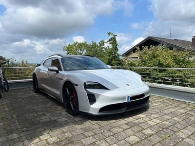 Porsche Taycan GTS