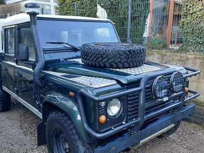 Second-hand Land Rover Defender 122 CP (89 kW) 2001 Verde SUV