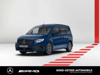 Gebraucht Mercedes T180 Style 131 PS (96 kW) 2023 Blau Van / Kleinbus