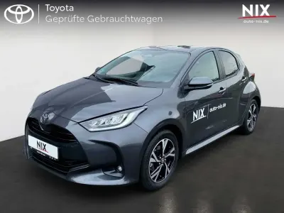 Gebraucht Toyota Yaris Hybrid Comfort 116 PS (85 kW) 2025 Grau Limousine