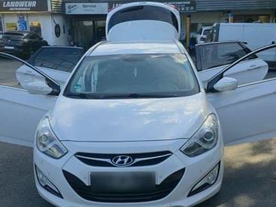 Gebraucht Hyundai i40 136 PS (100 kW) 2014 Weiß Kombi