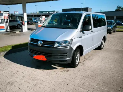 Używany VW Transporter 102 KM (75 kW) 2015 Srebrny Van