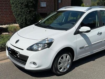 Gebraucht Renault Clio GrandTour 100 PS (73 kW) 2011 Weiß Kombi