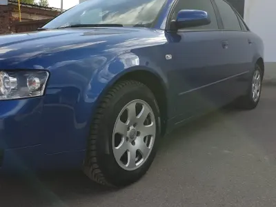 Gebraucht Audi A4 131 PS (96 kW) 2004 Blau Limousine