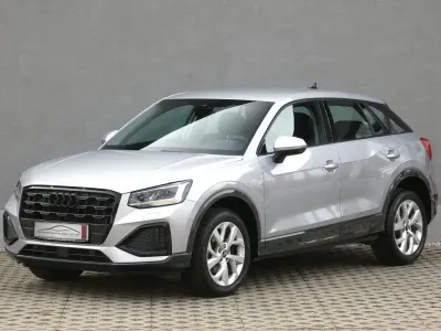 Używany Audi Q2 Advanced 150 KM (110 kW) 2023 Srebrny SUV