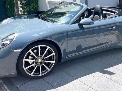 Porsche 911 Carrera Cabriolet