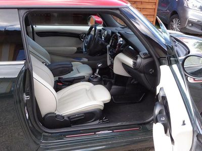 Gebraucht Mini John Cooper Works 231 PS (169 kW) 2017 Weiß Kleinwagen