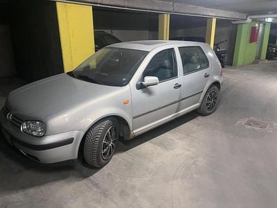 Gebraucht VW Golf IV 101 PS (74 kW) 1999 Silber Kleinwagen