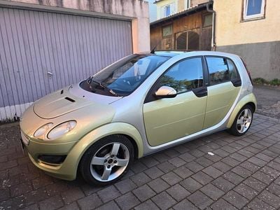 Usado Smart ForFour 108 HP (79 kW) 2005 Amarelo Citadino