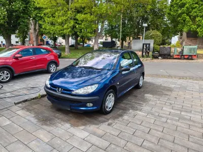 Gebraucht Peugeot 206 60 PS (44 kW) 2003 Blau Limousine