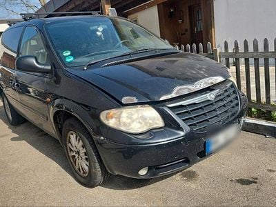 Gebraucht Chrysler Voyager 150 PS (110 kW) 2008 Schwarz Van / Kleinbus
