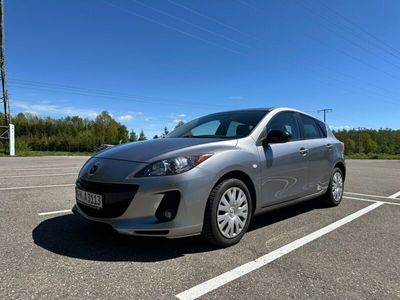 gebraucht Mazda 3 top gepflegt, 8-fach bereift