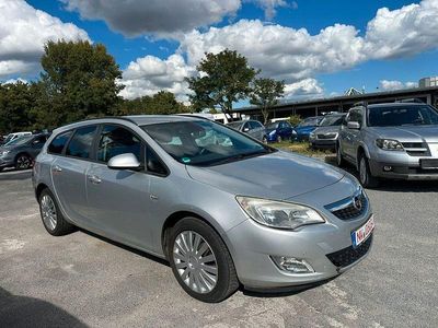 Gebraucht Opel Astra Design Edition 110 PS (80 kW) 2011 Silber Kombi