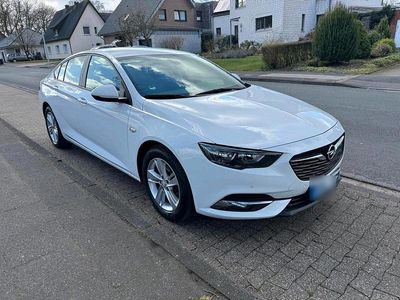 Gebraucht Opel Insignia Sport 136 PS (100 kW) 2020 Weiß Limousine