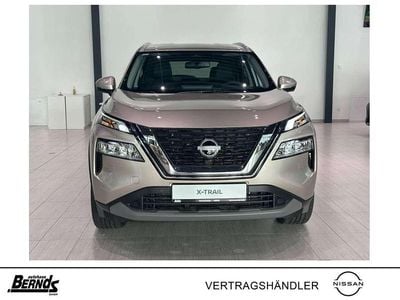 Neu Nissan X-Trail N-Connecta 163 PS (119 kW) 2026 Champagne silver metallic SUV
