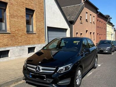 Mercedes B180