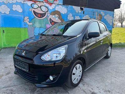 Gebraucht Mitsubishi Space Star Classic Collection 71 PS (52 kW) 2014 Magicschwarz (p) Van / Kleinbus