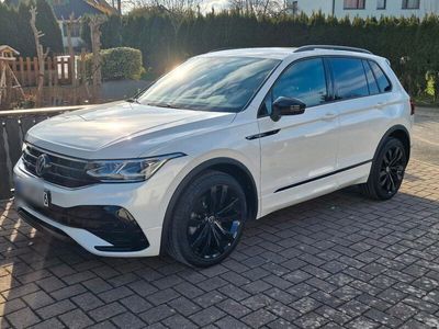 gebraucht VW Tiguan 2.0 TDI R-Line 4Motion, IQLight, AHK, Kamera