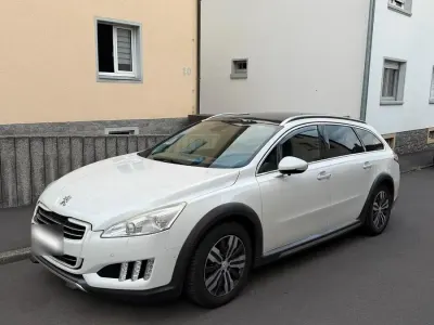 Gebraucht Peugeot 508 RXH 163 PS (119 kW) 2013 Weiß Kombi