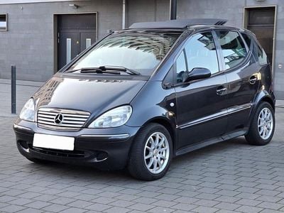 Schwarz Gebraucht 2001 Mercedes A190 Avantgarde Van / Kleinbus | 750 € (Guter Preis)