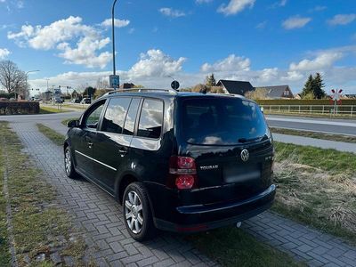 Gebraucht VW Touran Highline 170 PS (125 kW) 2009 Schwarz Van / Kleinbus