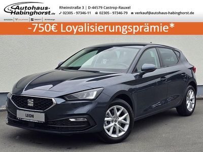 Neu Seat Leon 150 PS (110 kW) 2025 Grau Limousine