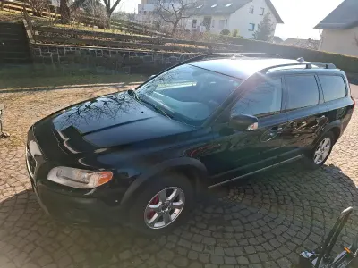 Usata Volvo XC70 185 CV (136 kW) 2008 Nero Station wagon