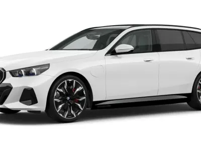 Gebraucht BMW 550e Comfort Edition 489 PS (359 kW) 2026 Weiß Kombi