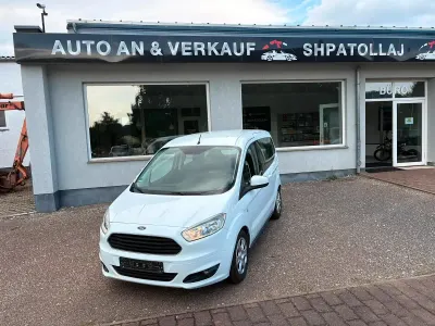 Gebraucht Ford Tourneo Courier Ambiente 101 PS (74 kW) 2015 Weiß Van / Kleinbus