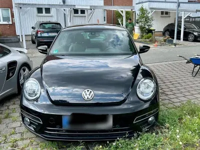 Gebraucht VW Beetle Design 160 PS (117 kW) 2014 Schwarz Kleinwagen