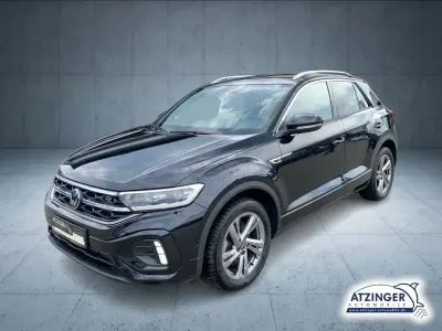 Gebraucht VW T-Roc R-line 150 PS (110 kW) 2023 Deep black perleffekt (metallic) SUV