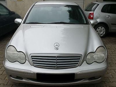 Mercedes C180