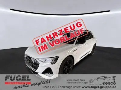 Gebraucht Audi e-tron S-Line 300 kW (408 PS) 2022 Gletscherweiß metallic SUV