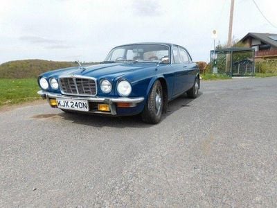 Gebraucht Jaguar XJ6 159 PS (116 kW) 1975 Blau Limousine