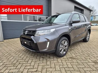 Neu Suzuki Vitara Comfort 110 PS (80 kW) 2026 Titan dark gray pearl metallic SUV