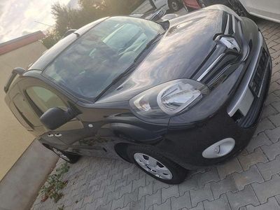 Usado Renault Kangoo Luxe 106 HP (77 kW) 2014 Preto Monovolume