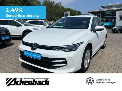 Gebraucht VW Golf VIII Life 116 PS (85 kW) 2025 Pure white Limousine