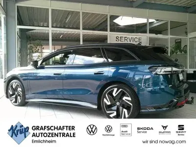 Gebraucht VW ID.7 GTX 250 kW (340 PS) 2025 Blau Kombi