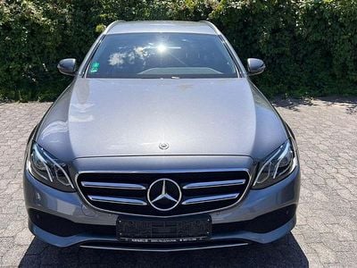 Mercedes E220