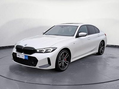 Weiß Gebraucht 2024 BMW 330 M Sport Limousine | 46.250 € (Fairer Preis)