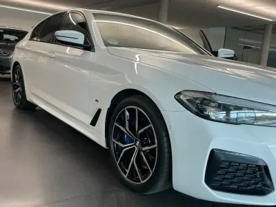 Gebraucht BMW 540 M Sport 340 PS (250 kW) 2021 Weiß Limousine