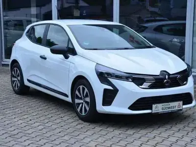 Gebraucht Mitsubishi Colt Basis 67 PS (49 kW) 2024 Antarktisweiß Kleinwagen
