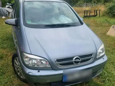 Gebraucht Opel Zafira 125 PS (91 kW) 2005 Silber Van / Kleinbus