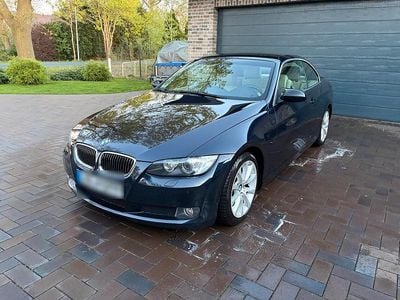 Second-hand BMW 325 Cabriolet Performance 245 CP (180 kW) 2008 Albastru Cabrio