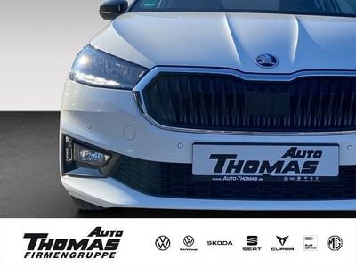 Gebraucht Skoda Fabia Ambition 95 PS (69 kW) 2022 Candyweiß blackmagic perleffekt Kleinwagen