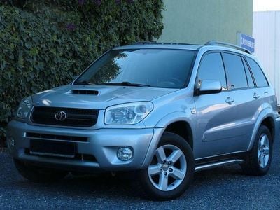Usata Toyota RAV4 Executive 150 CV (110 kW) 2004 Argento SUV