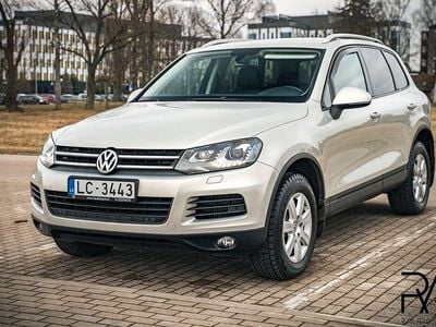 Gebraucht VW Touareg 204 PS (150 kW) 2014 Silber SUV