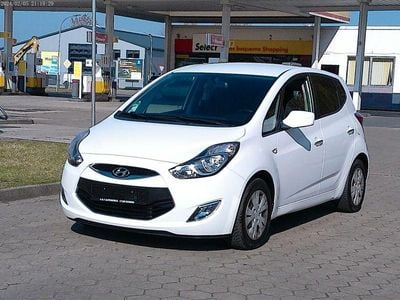 Gebraucht Hyundai ix20 Classic 90 PS (66 kW) 2013 Weiß Kleinwagen