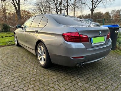 Grau Gebraucht 2013 BMW 520 Sport Line Limousine | 14.600 € (Fairer Preis)