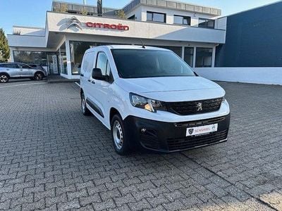 Gebraucht Peugeot Partner Premium 102 PS (75 kW) 2021 Weiß Van / Kleinbus
